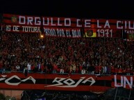 Foto: "Crónica Roja" Barra: Cronica Roja • Club: Deportivo Cuenca