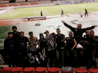 Foto: "Kalaña del Sxr en el estadio nacional" Barra: Fuerza Azul • Club: Cartaginés