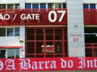 Foto: Barra: Guarda Popular • Club: Internacional