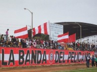 Foto: Barra: La Banda del Pelícano • Club: Unión Huaral • País: Peru