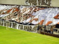 Foto: "La Banda del Calamar" Barra: La Banda Más Fiel • Club: Atlético Platense