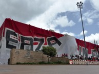 Foto: "LGARS en el Archivo de Bogotá" Barra: La Guardia Albi Roja Sur • Club: Independiente Santa Fe