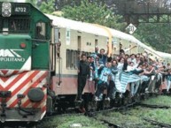 Foto: "Año 2001 - Caravana de Racing hacia La Plata" Barra: La Guardia Imperial • Club: Racing Club