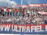 Foto: "Graderia" Barra: La Ultra Fiel • Club: Club Deportivo Olimpia • País: Honduras