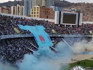 Foto: "Recibimiento contra The Strongest 2016" Barra: La Vieja Escuela • Club: Bolívar • País: Bolívia