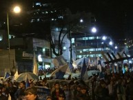 Foto: "Caravana Celeste en La Paz, Avenida Camacho" Barra: La Vieja Escuela • Club: Bolívar