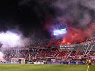 Foto: "Final Recopa 2016" Barra: Los Borrachos del Tablón • Club: River Plate