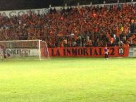 Foto: Barra: Super Naranja - Inmortal 12 - LBC • Club: Club Deportivo Ãguila • País: El Salvador