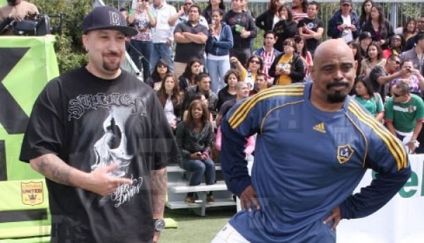 Como Te Puedo Hacer Entender? Fútbol Cypress Hill