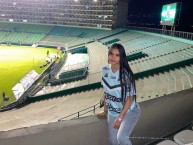 Hincha - Tribunera - Chica - Fanatica de la Barra: Frente Radical Verdiblanco • Club: Deportivo Cali • País: Colombia