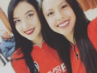 Hincha - Tribunera - Chica - Fanatica de la Barra: Fvria Roja • Club: Cienciano • País: Peru
