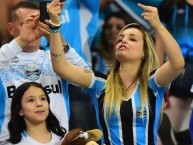 Hincha - Tribunera - Chica - Fanatica de la Barra: Geral do Grêmio • Club: Grêmio • País: Brasil