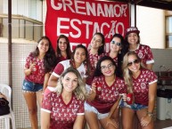 Hincha - Tribunera - Chica - Fanatica de la Barra: Grenamor • Club: Desportiva Ferroviária • País: Brasil
