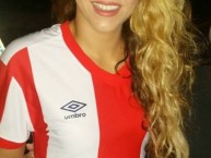 Hincha - Tribunera - Chica - "Shakira" Fanatica de la Barra: La Banda de Los Kuervos • Club: Junior de Barranquilla