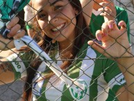 Hincha - Tribunera - Chica - Fanatica de la Barra: La Barra de Laferrere 79 • Club: Deportivo Laferrere