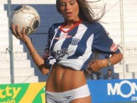 Hincha - Tribunera - Chica - Fanatica de la Barra: La Fiel • Club: Talleres