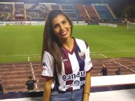 Hincha - Tribunera - Chica - Fanatica de la Barra: La Tito Tepito • Club: Atlante