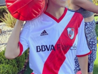 Hincha - Tribunera - Chica - "Luisana Lopilato" Fanatica de la Barra: Los Borrachos del Tablón • Club: River Plate