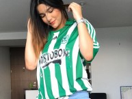 Hincha - Tribunera - Chica - Fanatica de la Barra: Los del Sur • Club: Atlético Nacional • País: Colombia