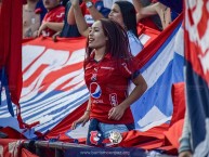Hincha - Tribunera - Chica - "nacional vs medellin 2019-II" Fanatica de la Barra: Rexixtenxia Norte • Club: Independiente Medellín