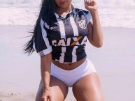Hincha - Tribunera - Chica - Fanatica de la Barra: Setor Alvinegro • Club: Ceará
