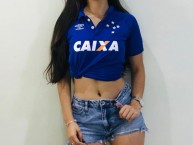 Hincha - Tribunera - Chica - Fanatica de la Barra: Torcida Fanáti-Cruz • Club: Cruzeiro