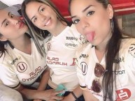 Hincha - Tribunera - Chica - Fanatica de la Barra: Trinchera Norte • Club: Universitario de Deportes