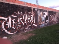 Mural - Graffiti - Pintada - "Mural homenaje a Messi, En las afueras del Estadio Dr. Luis Güemes" Mural de la Barra: Agrupaciones Unidas • Club: Central Norte de Salta