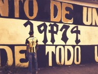 Mural - Graffiti - Pintadas - "P74: sentimiento de un pueblo, envidia de todo un país" Mural de la Barra: Avalancha Sur • Club: Deportivo Táchira • País: Venezuela