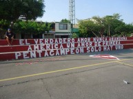 Mural - Graffiti - Pintada - Mural de la Barra: Baron Rojo Sur • Club: América de Cáli