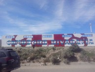 Mural - Graffiti - Pintadas - Mural de la Barra: Barra de Fierro • Club: Huracán de Comodoro • País: Argentina