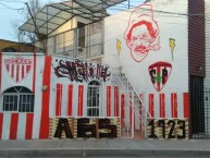 Mural - Graffiti - Pintada - Mural de la Barra: Comando Rojiblanco • Club: Club Necaxa