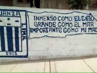 Mural - Graffiti - Pintadas - "Inmenso como el cielo, grande como el mar, importante como mi madre" Mural de la Barra: Comando SVR • Club: Alianza Lima • País: Peru
