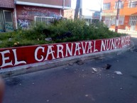Mural - Graffiti - Pintada - "EL CARNAVAL NUNCA MUERE" Mural de la Barra: Disturbio Rojo Bogotá • Club: América de Cáli
