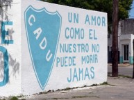 Mural - Graffiti - Pintada - "Un amor como el nuestro no puede morir jamas" Mural de la Barra: La Banda de Villa Fox • Club: CADU