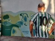 Mural - Graffiti - Pintada - "Nuevo mural en la esquina de Arenales y Granaderos con la imagen del eterno Garrafa Sánchez" Mural de la Barra: La Banda del Sur • Club: Banfield