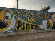 Mural - Graffiti - Pintada - "Vamos los Pibes" Mural de la Barra: La Banda Monstruo • Club: Almirante Brown