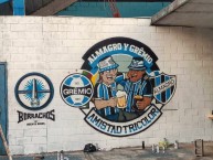 Mural - Graffiti - Pintadas - "Amistad Almagro y Grêmio" Mural de la Barra: La Banda Tricolor • Club: Almagro • País: Argentina