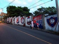 Mural - Graffiti - Pintada - "Escudos de Tigre y Cerro Porteño" Mural de la Barra: La Barra Del Matador • Club: Tigre