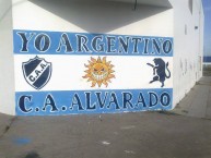 Mural - Graffiti - Pintadas - "Yo argentino" Mural de la Barra: La Brava • Club: Alvarado • País: Argentina