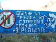 Mural - Graffiti - Pintada - "Grande no te hace una categoria, grande te hace la gente" Mural de la Barra: La Brava • Club: Alvarado