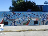 Mural - Graffiti - Pintadas - "Mural 'Para vos Velez' por Omar Di Salvo en la entrada del estadio" Mural de la Barra: La Pandilla de Liniers • Club: Vélez Sarsfield • País: Argentina