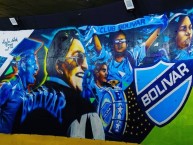 Mural - Graffiti - Pintada - "Mural en el barrio de Miraflores" Mural de la Barra: La Vieja Escuela • Club: Bolívar