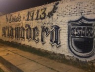 Mural - Graffiti - Pintada - "La Madera" Mural de la Barra: Los Caudillos del Parque • Club: Independiente Rivadavia