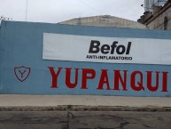 Mural - Graffiti - Pintada - Mural de la Barra: Los Traperos • Club: Yupanqui