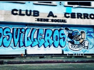 Mural - Graffiti - Pintadas - "Somos el barrio" Mural de la Barra: Los Villeros • Club: Cerro • País: Uruguay