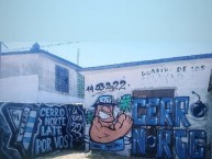 Mural - Graffiti - Pintadas - "Cerro norte es del villero" Mural de la Barra: Los Villeros • Club: Cerro • País: Uruguay