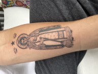 Tattoo - Tatuaje - tatuagem - "San Martín de Porres con las tres coronas y estrella que decoran el escudo de Alianza" Tatuaje de la Barra: Comando SVR • Club: Alianza Lima