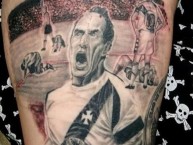 Tattoo - Tatuaje - tatuagem - "Edmundo" Tatuaje de la Barra: Guerreiros do Almirante • Club: Vasco da Gama • País: Brasil