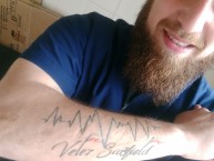 Tattoo - Tatuaje - tatuagem - "Con la v azulada en el latido del corazón ðŸ’™" Tatuaje de la Barra: La Pandilla de Liniers • Club: Vélez Sarsfield • País: Argentina